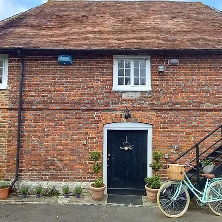 Plumpton Barn Villa Ashford  Exteriör bild